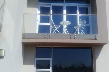 Frameless balustrades2