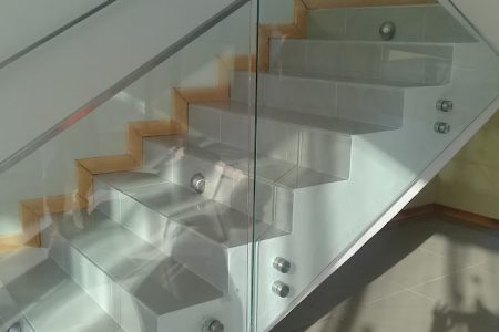 Stairs and frameless balustrade excell